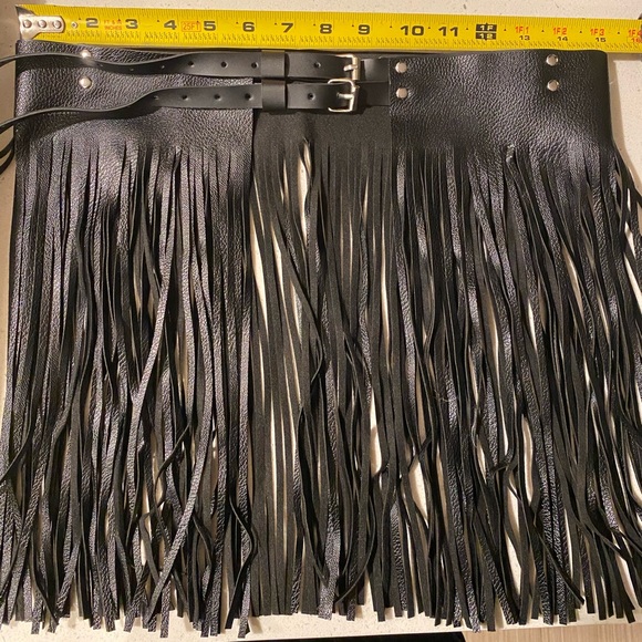 Black Leather Fringe Belt - Picture 7 of 7